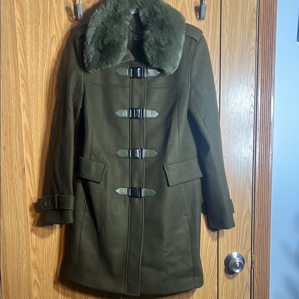 Olive Green Fur-Collar Women's Coat